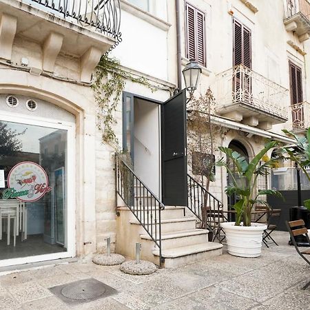 Winnili Apartments Trani Bagian luar foto