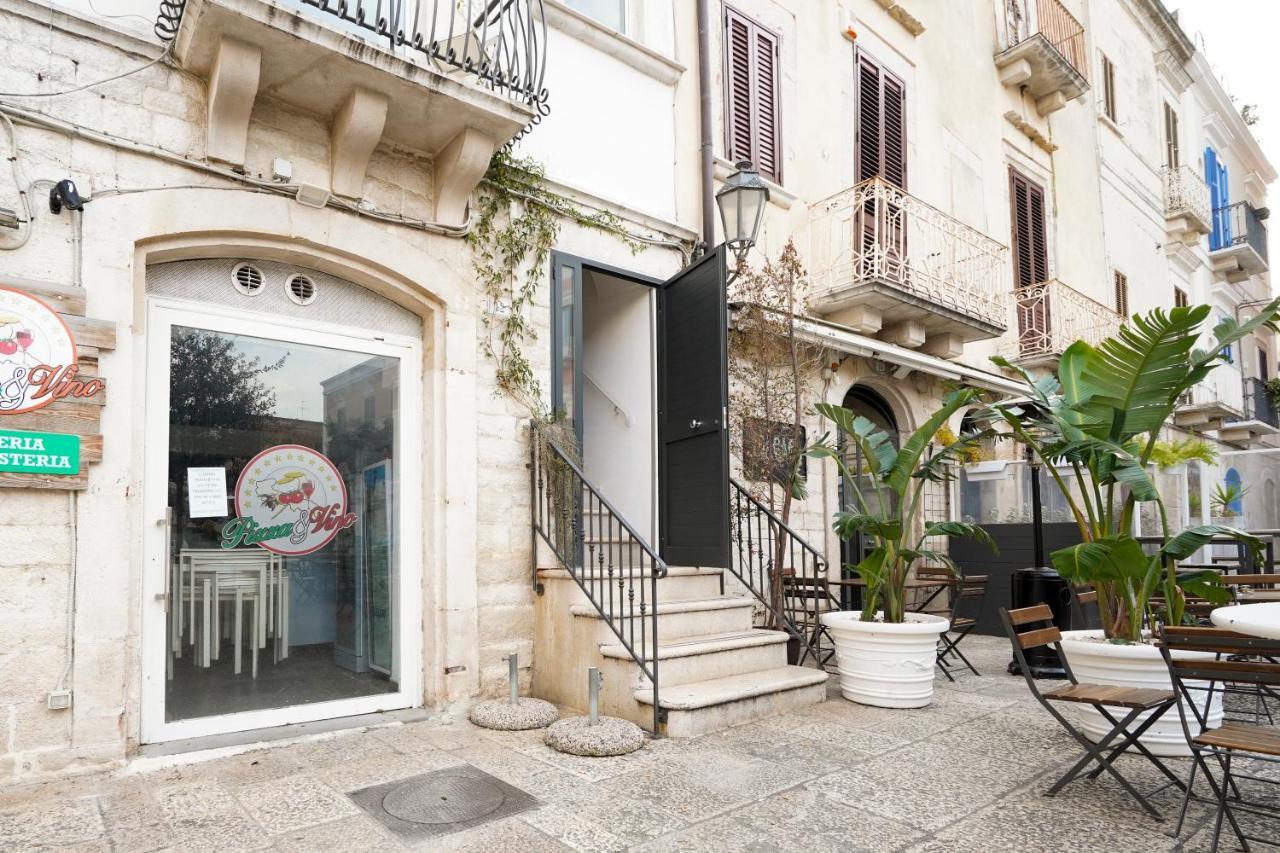 Winnili Apartments Trani Bagian luar foto