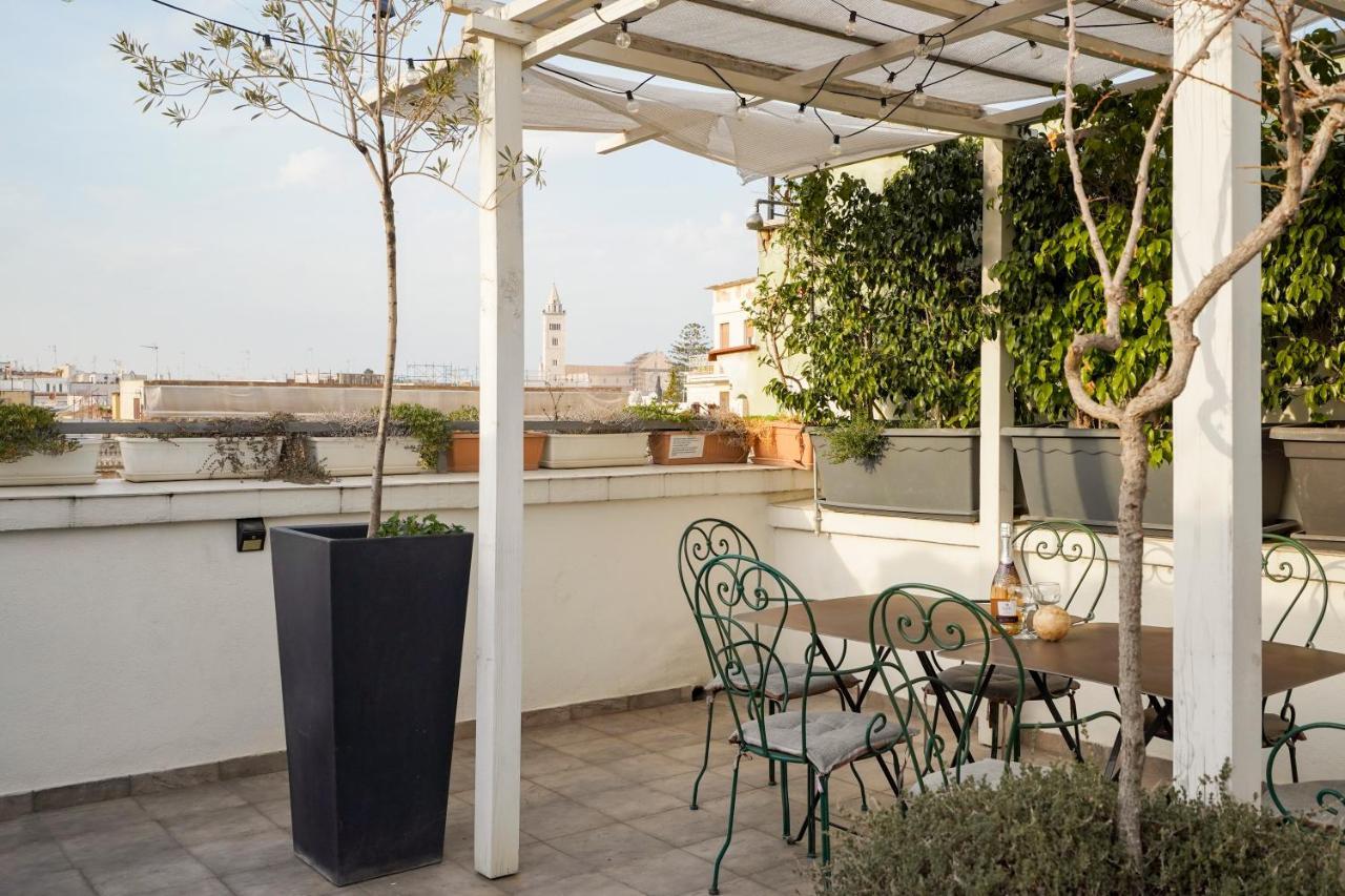 Winnili Apartments Trani Bagian luar foto